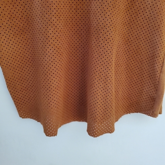 Zara Perforated Faux Suede Sleeveless Top - Picture 4 of 6